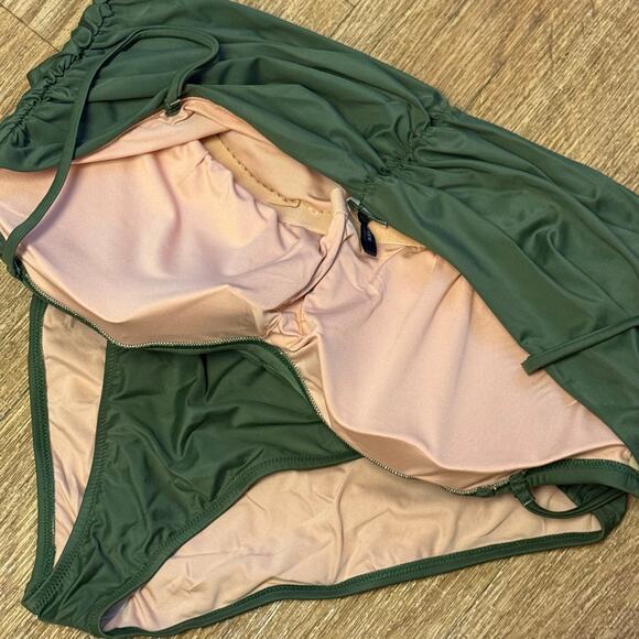 J. Crew Green Ruched Sweetheart One-Piece Size 22 - Picture 7 of 12